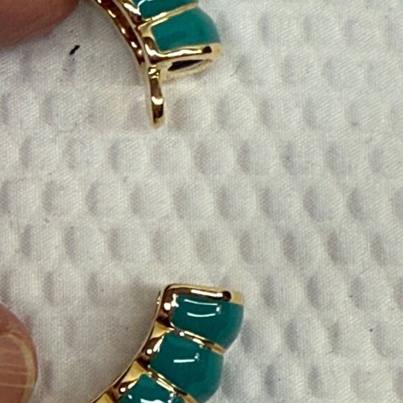 Kenneth Jay Lane Teal Raj Hinged Bangle Clamped Bracelet - Picture 6 of 13